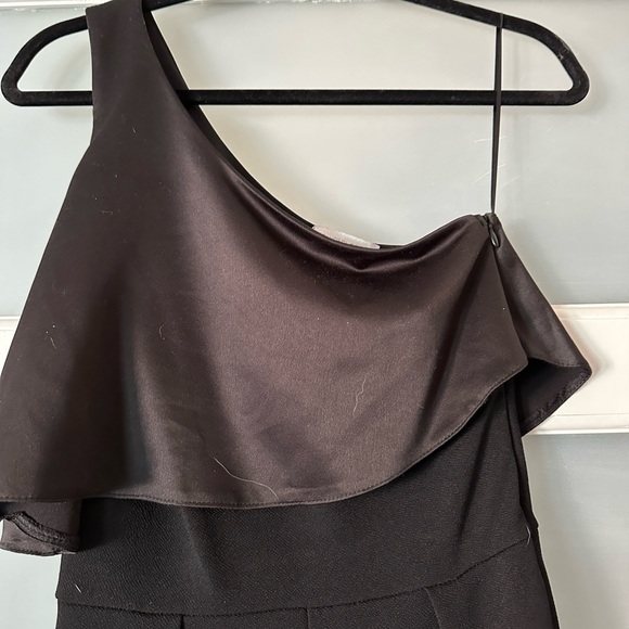 One shoulder jumpsuit, never worn - Picture 2 of 4